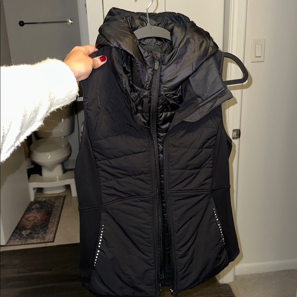 lululemon athletica another mile vest - Picture 3 of 5